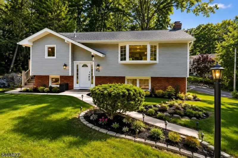512 Lake Shore Dr, Upper Greenwood Lake, NJ 07421 - #2