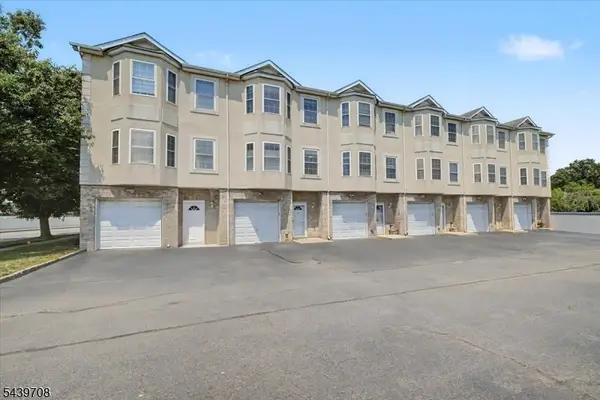 66 Terhune Ave #2, Lodi Boro, NJ 07644