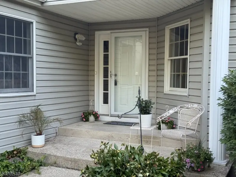 1 Cliffside Ct, Hardyston, NJ 07419 - #3