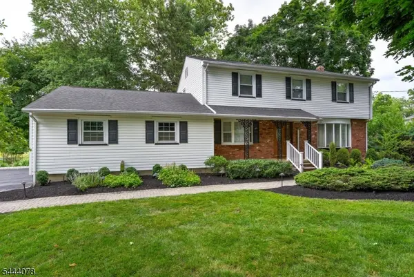 410 Stony Brook Dr, Bridgewater Twp., NJ 08807
