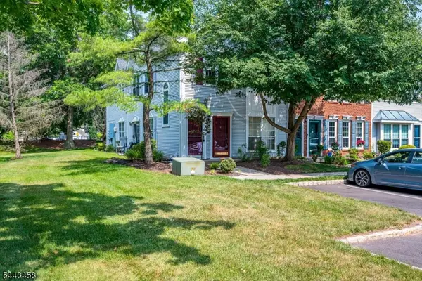 1 Gregory Ln, Franklin Twp., NJ 08823