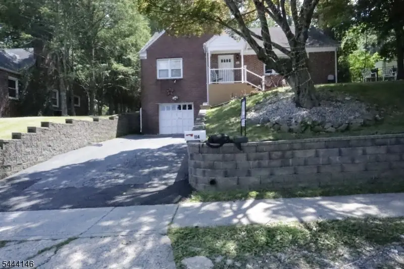 114 Sussex Ave, Morristown, NJ 07960 - #1