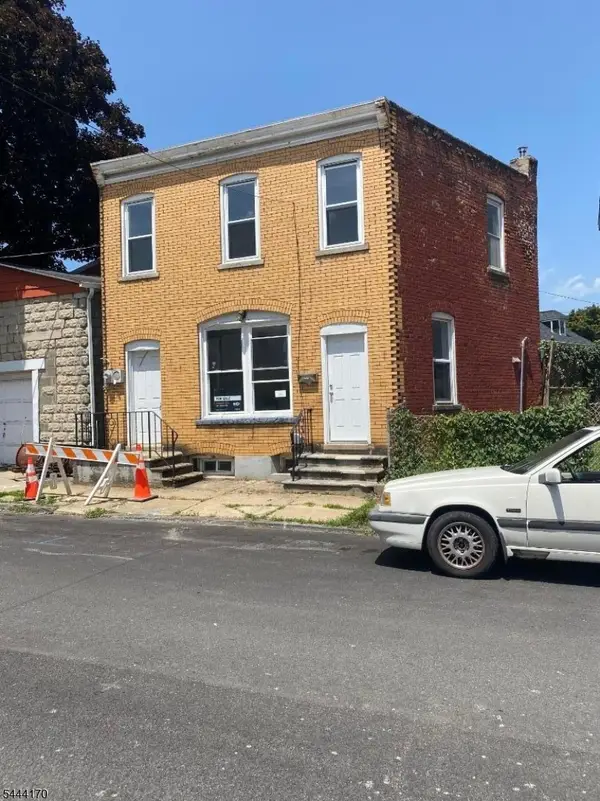 9 Lewis St, Phillipsburg Town, NJ 08865