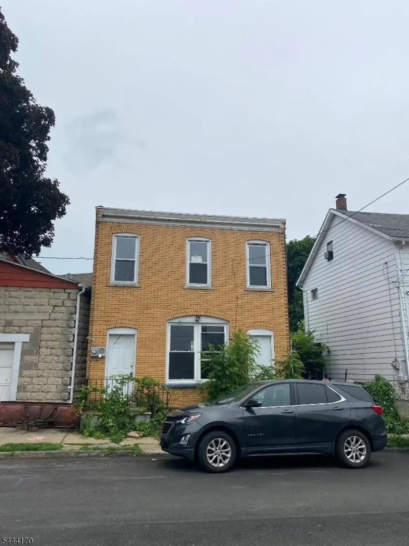 9 Lewis St, Phillipsburg, NJ 08865 - #2