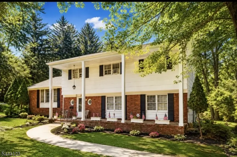 5 Brookwood Dr, West Caldwell, NJ 07006 - #1