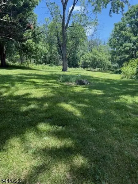 22 Meadows Rd, Lafayette, NJ 07848 - #3