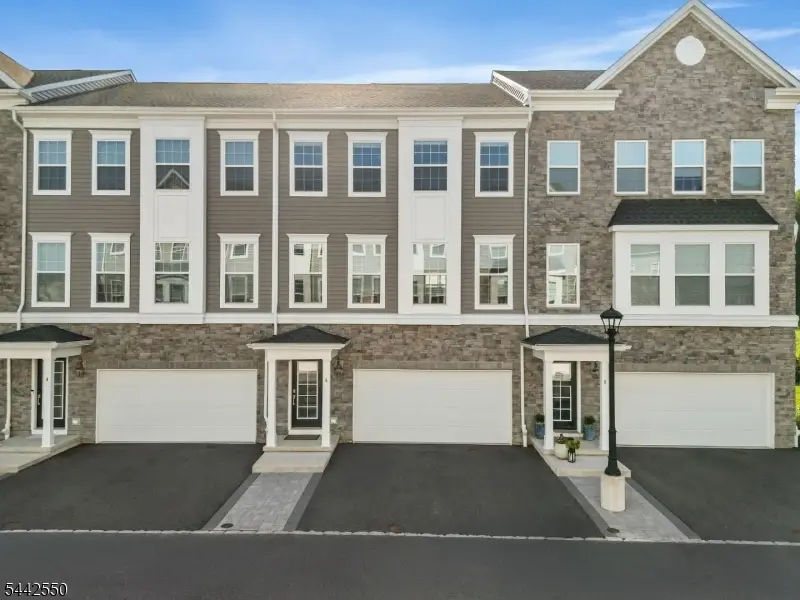 6 Coogan Ct, Morris, NJ 07950 - #1