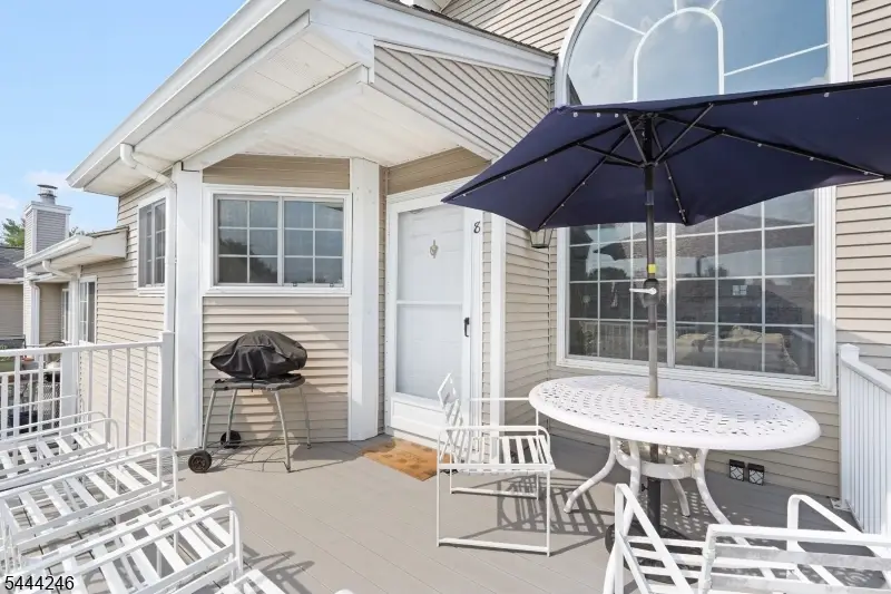 8 Bentley Court, The Hills, NJ 07921 - #3