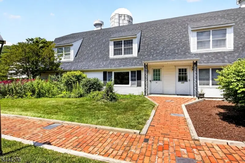 127 W End Ave, Newton, NJ 07860 - #1