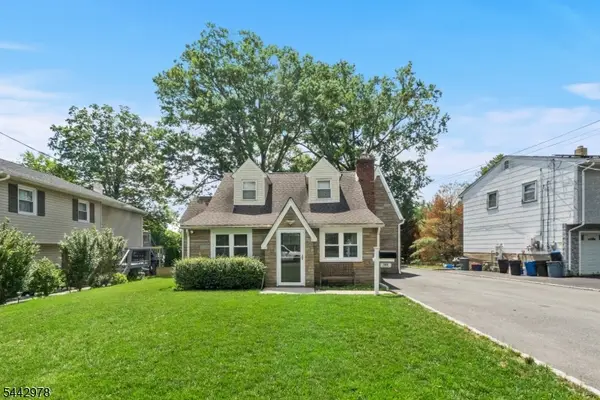 582 Lake Shore Dr, Parsippany-Troy Hills Twp., NJ 07054