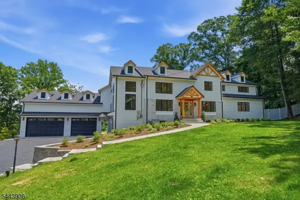 180 Roundtop Rd, Bernardsville Boro, NJ 07924