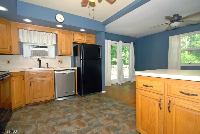 36 Mountain Lake Rd, White, NJ 07823 - #3