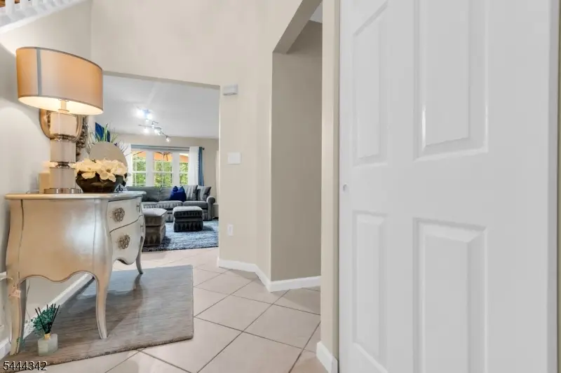 68 Delaware Ln, Branchburg, NJ 08876 - #3