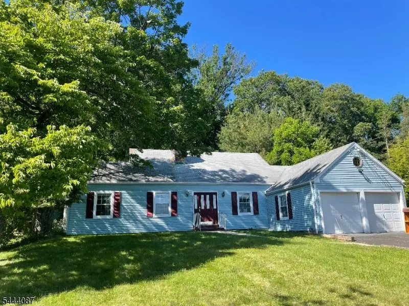 2007 Washington Valley Rd, Martinsville, NJ 08836 - #1