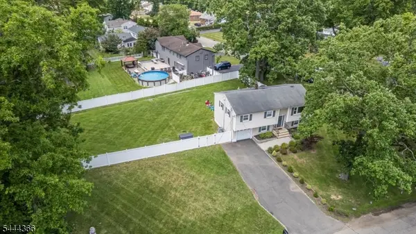 444 River Rd, East Hanover Twp., NJ 07936