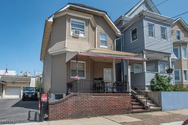 1029 E 19th St, Paterson City, NJ 07501