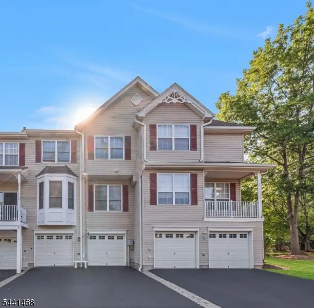 20 Windham Ct, Raritan, NJ 08822 - #3