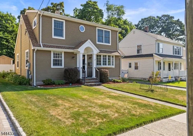 99 Lynwood Rd, Verona, NJ 07044 - #2