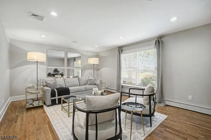 30 E. Fairchild Pl, Hanover, NJ 07981 - #3