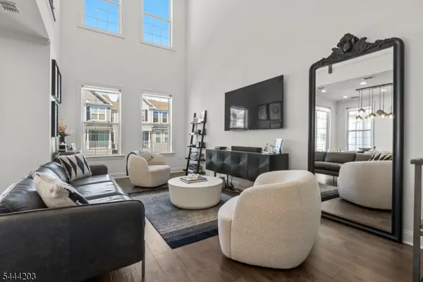 109 Sequoia Dr, Cedar Grove Twp., NJ 07009