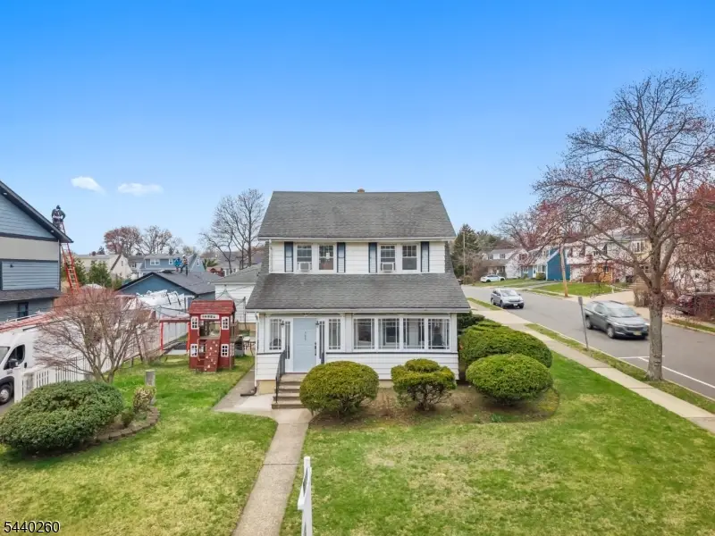 389 Colfax Ave, Clifton, NJ 07013 - #1