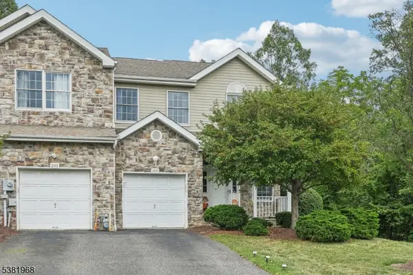 209 Raymound Blvd, Parsippany-Troy Hills Twp., NJ 07654