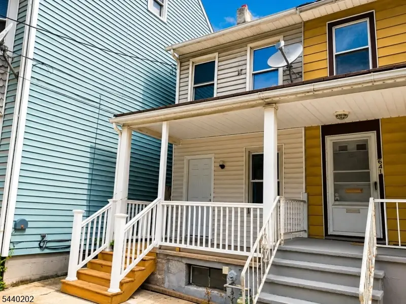 639 S Main St, Phillipsburg, NJ 08865 - #3
