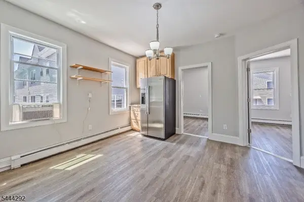 9 Vreeland Ave #4, Passaic City, NJ 07055