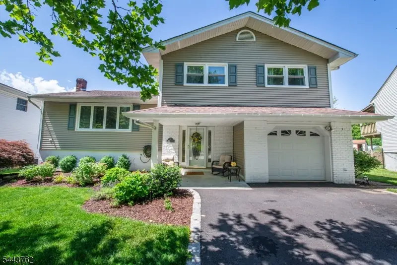 7 Wolf Pl, Parsippany, NJ 07054 - #1