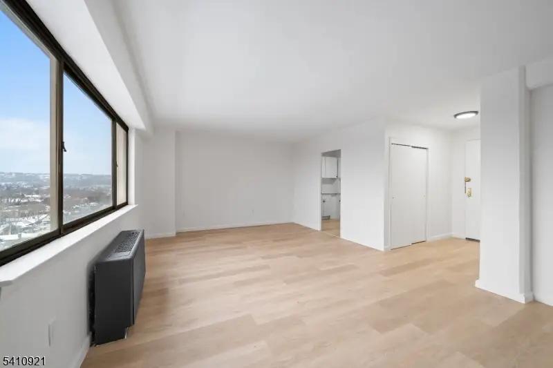 275 Prospect St #16 M, East Orange, NJ 07017 - #1