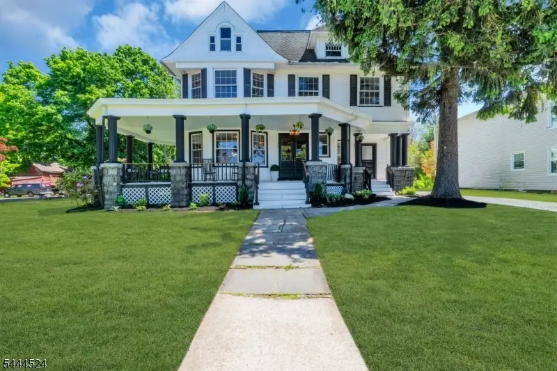 266 Main St, Whitehouse Station, NJ 08889 - #3