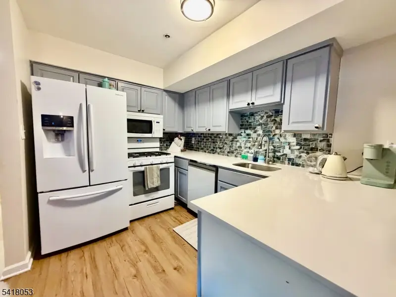 51 Smith St #C, Irvington, NJ 07111 - #2