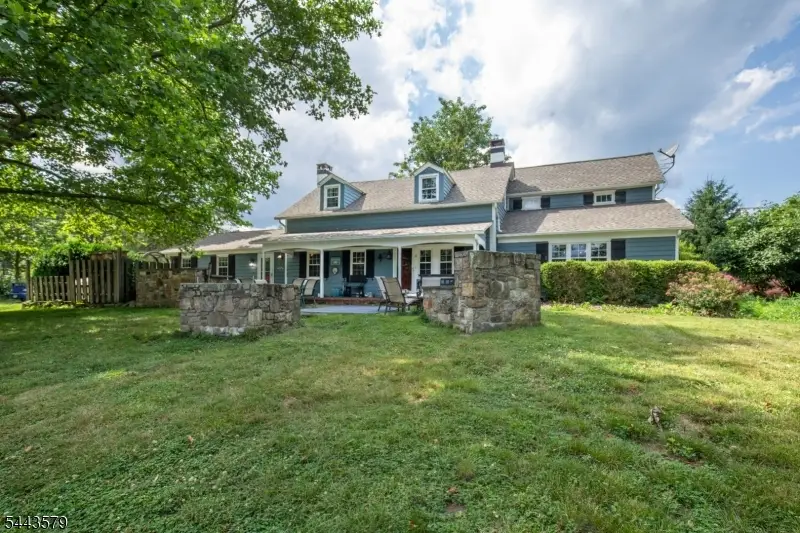 17 Hollow Brook Rd, Tewksbury, NJ 07830 - #3