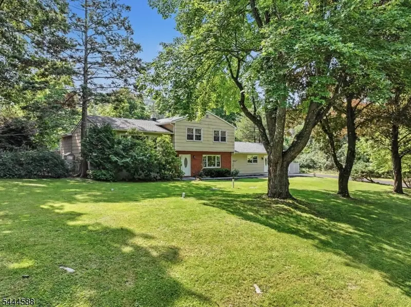 1652 County Rd 565, Vernon, NJ 07461 - #2