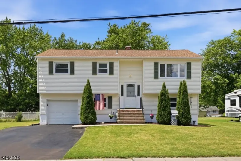 9 Brearly Cres, Flanders, NJ 07836 - #1
