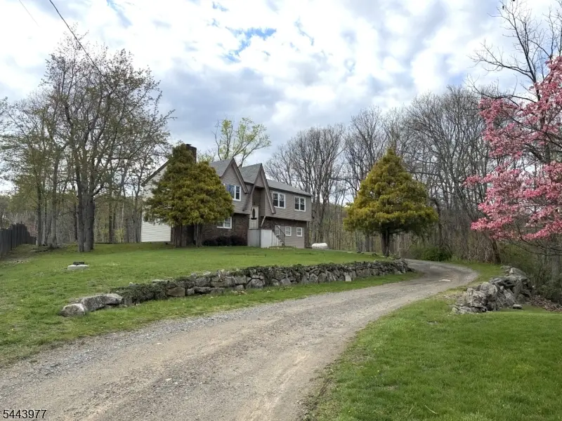 29 Billings Rd, Hopatcong, NJ 07843 - #2