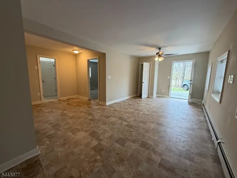29 Billings Rd, Hopatcong, NJ 07843 - #3