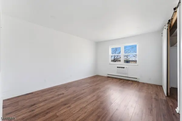 100 Pierson Miller Dr #22, Pompton Lakes Boro, NJ 07442