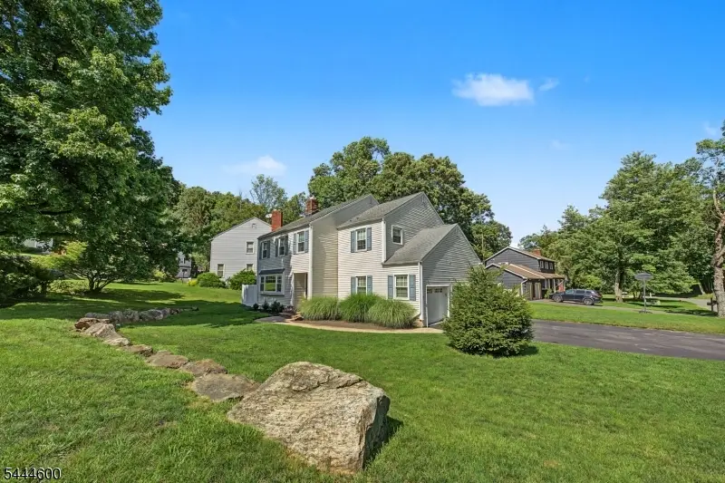 1 Cardinal Dr, Lake Mohawk, NJ 07871 - #2