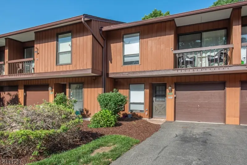 1068 Treetops, Wharton, NJ 07885 - #1