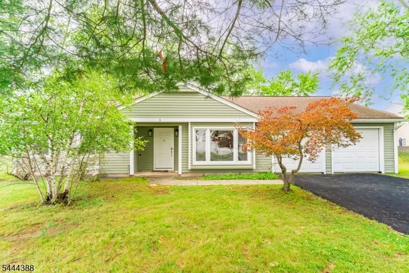 3 Wilkens Dr, Piscataway, NJ 08854 - #1