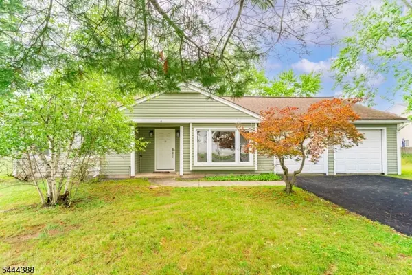 3 Wilkens Dr, Piscataway Twp., NJ 08854