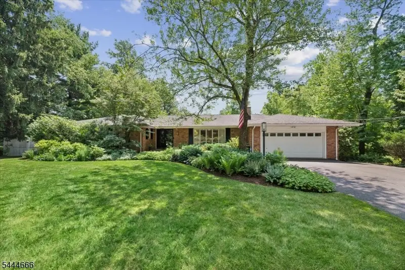 74 Radtke Rd, Randolph, NJ 07869 - #2