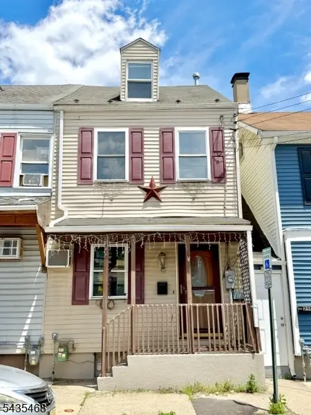 249 Mercer St, Phillipsburg Town, NJ 08865
