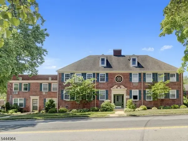 176 Millburn Ave #C004, Millburn Twp., NJ 07041
