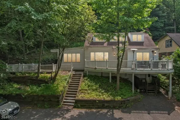157 W Lindsley Rd, Cedar Grove Twp., NJ 07009