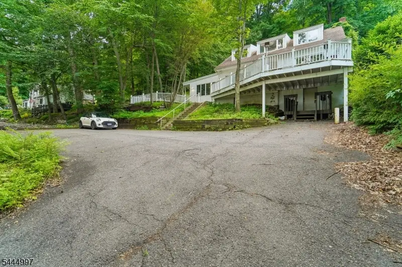 157 W Lindsley Rd, Cedar Grove, NJ 07009 - #3