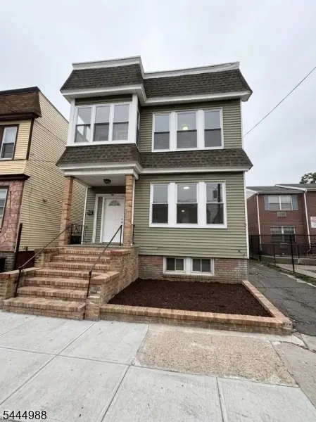 536 S 18th St, Newark, NJ 07103 - #1