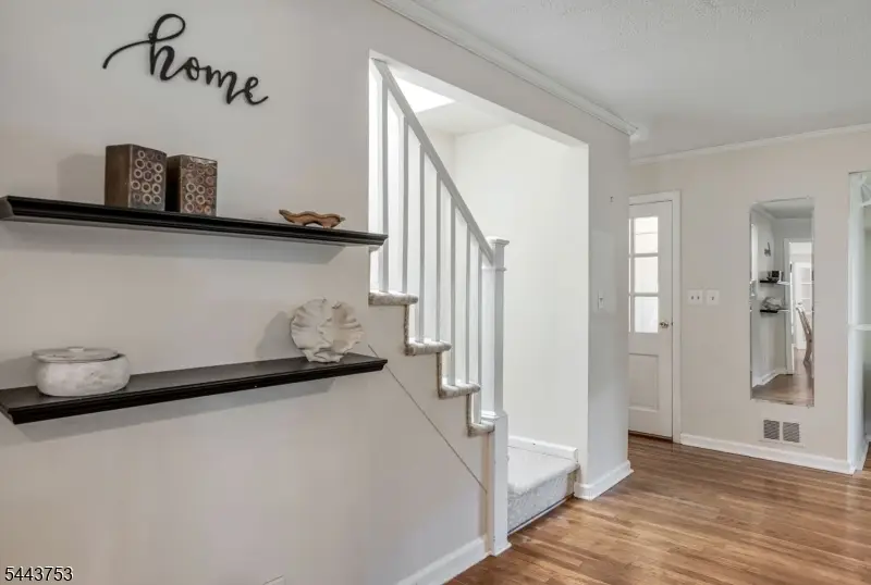9 Midway Dr, Livingston, NJ 07039 - #2