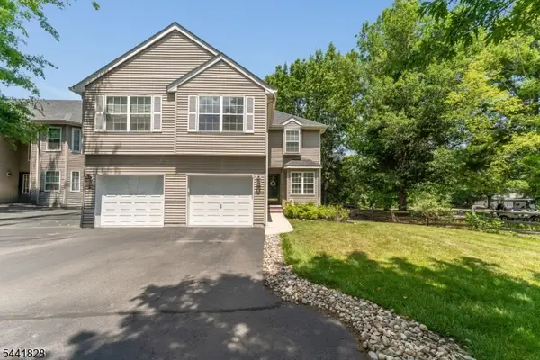 25 Forsgate Ter, Clinton Twp., NJ 08801